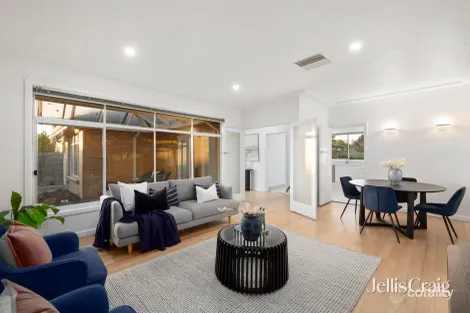 Property photo of 901 Centre Road Bentleigh East VIC 3165