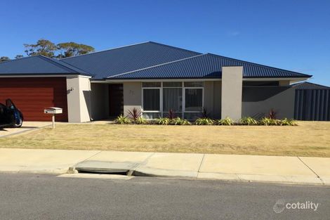 Property photo of 35 Solandri Turn Halls Head WA 6210
