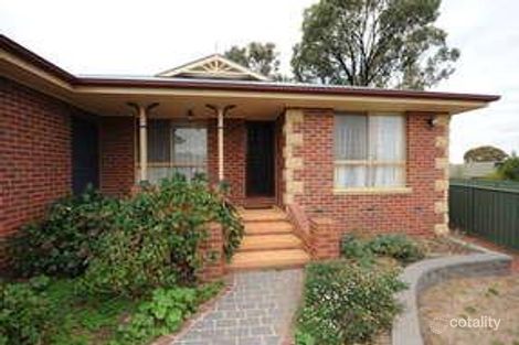 Property photo of 14 Alpina Place Kangaroo Flat VIC 3555