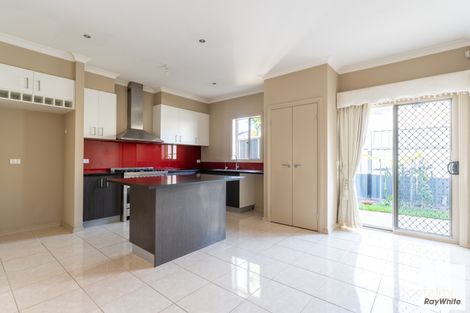 Property photo of 22 Bowmont Drive Derrimut VIC 3026