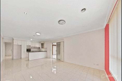 Property photo of 37 Sunnybrae Circuit Cairnlea VIC 3023