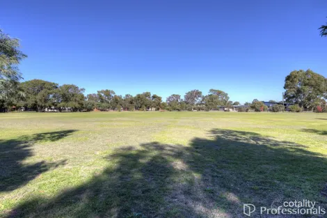 Property photo of 8 Carleton Crescent Forrestfield WA 6058