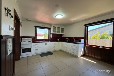 Property photo of 1 Caringa Place Devonport TAS 7310