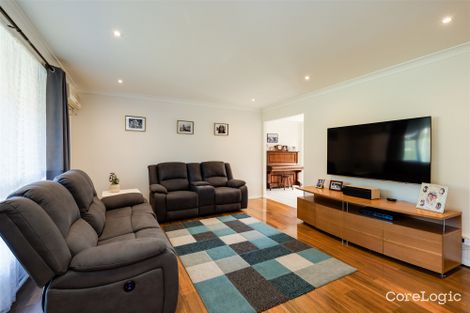 Property photo of 4 Lanewood Court Green Point NSW 2251