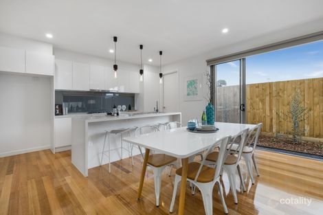 Property photo of 4/30 Woorite Place Keilor East VIC 3033