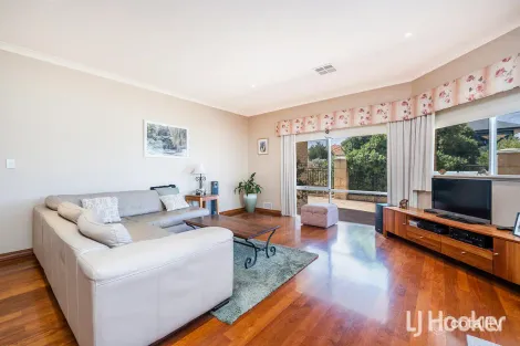 Property photo of 6 Sunset View Wannanup WA 6210