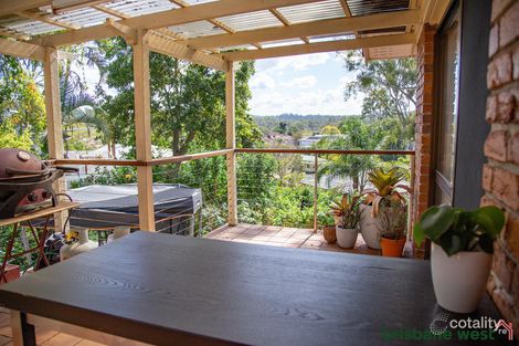 Property photo of 27 Melinda Street Kenmore QLD 4069