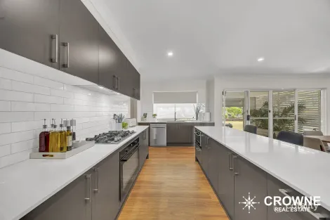 Property photo of 7 Sandstone Drive Hatton Vale QLD 4341
