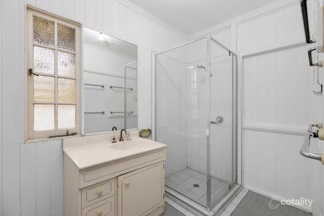 Property photo of 139 Swann Road Taringa QLD 4068