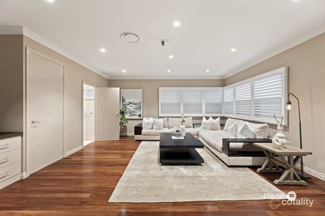 Property photo of 11 Belgrave Place Carindale QLD 4152