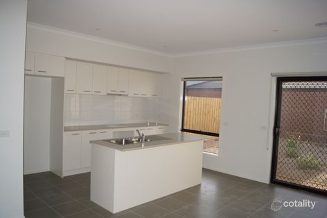 Property photo of 12 Hamlet Street Werribee VIC 3030