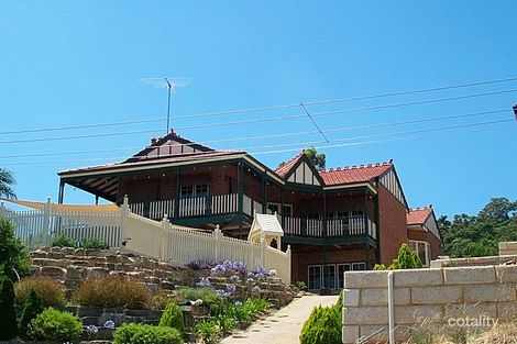 Property photo of 187 Falls Road Lesmurdie WA 6076