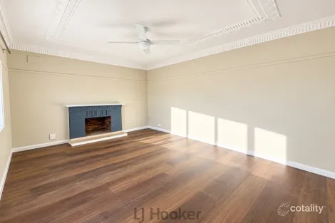 Property photo of 82 Anzac Parade Toronto NSW 2283