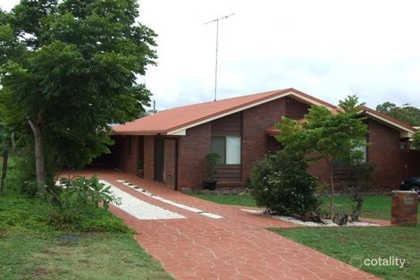 9 Burgundy St, Wilsonton Heights, QLD 4350