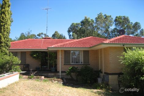 Property photo of 2 Woodbridge Drive Greenmount WA 6056