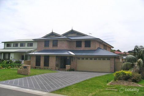 15 Layden Ave, Engadine, NSW 2233