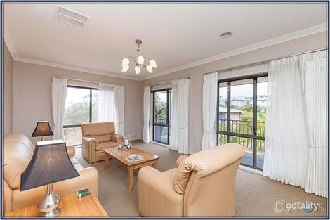 Property photo of 14 Barrigan Place Jerrabomberra NSW 2619