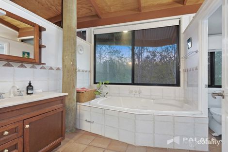 Property photo of 17 Tillapai Grove Karana Downs QLD 4306