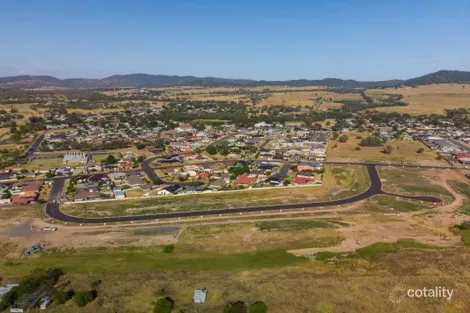 22 Wattle St, Kootingal, NSW 2352