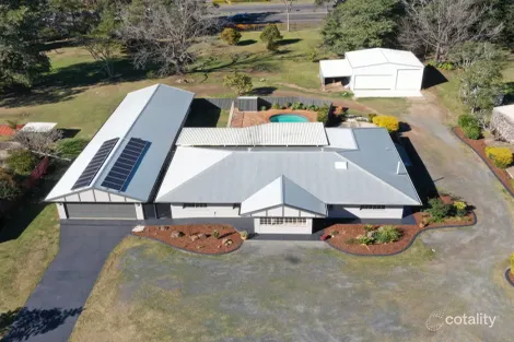Property photo of 11 Shorelands Drive Withcott QLD 4352