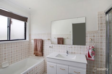 Property photo of 7 Ash Place Bradbury NSW 2560