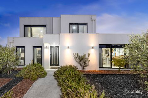 Property photo of 1/1005 Gregory Street Lake Wendouree VIC 3350