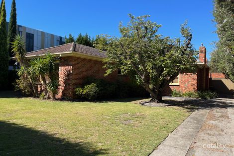 Property photo of 17 Gladstone Parade Elsternwick VIC 3185