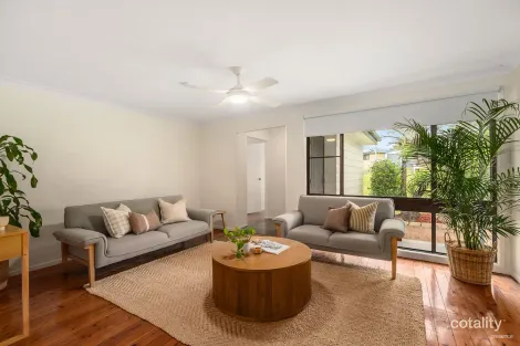 Property photo of 10 Hillside Crescent Teralba NSW 2284