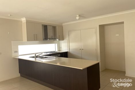 Property photo of 3 Hummingbird Place Shepparton VIC 3630