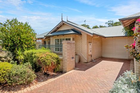 Property photo of 5/9 Secrett Lane Kalamunda WA 6076