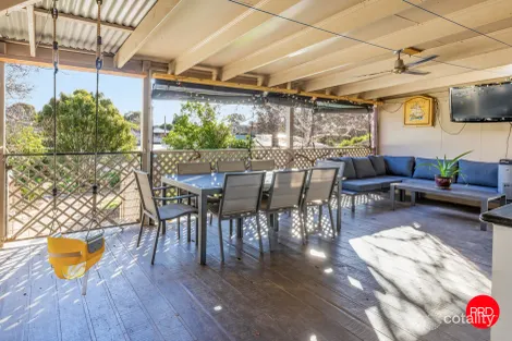 Property photo of 2 Timberview Terrace Kangaroo Flat VIC 3555
