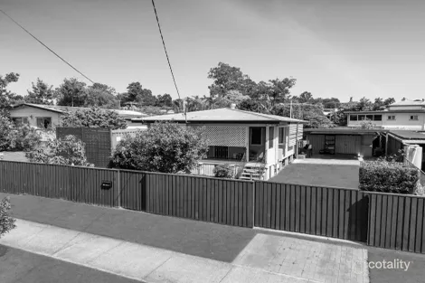 Property photo of 31 Bourke Street Brassall QLD 4305