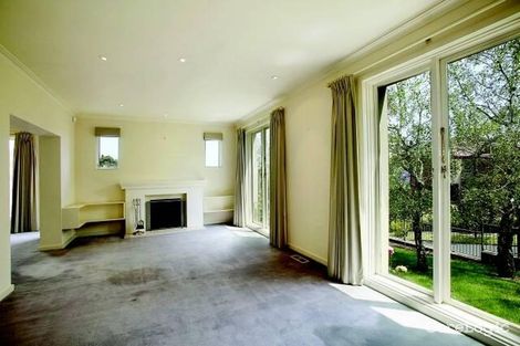 Property photo of 5 Milfay Avenue Kew VIC 3101