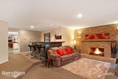 Property photo of 24 Handasyde Avenue Kilsyth South VIC 3137