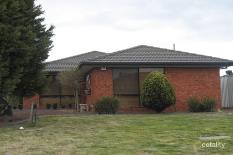 8 Tedburn Ct, Craigieburn, VIC 3064