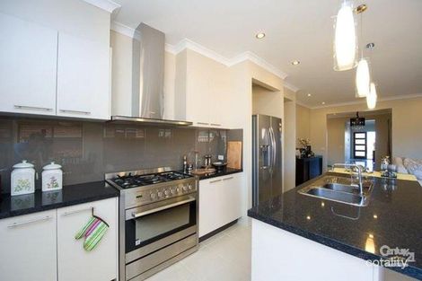 Property photo of 15 Orpheus Street Point Cook VIC 3030