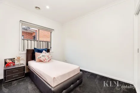 Property photo of 6 Lemon Myrtle Way Craigieburn VIC 3064