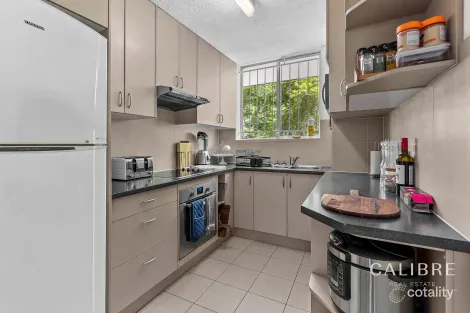 Property photo of 3/47 Swann Road Taringa QLD 4068