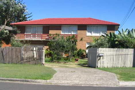 22 Ian Ave, North Curl Curl, NSW 2099