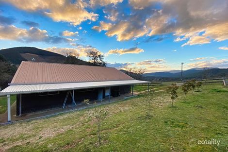 Property photo of 26 Shepheards Lane Wandiligong VIC 3744