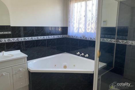 Property photo of 10 Walton Street Rosedale VIC 3847