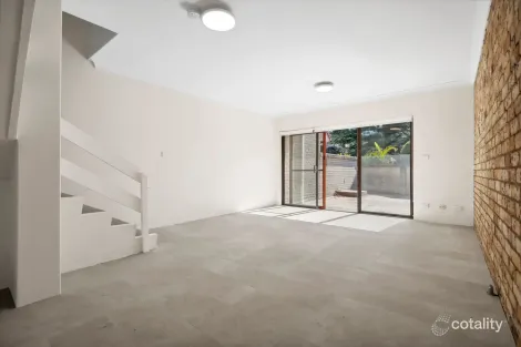 2/25 Pacific St, Manly, NSW 2095