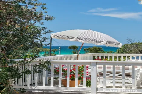 155 Sunset Strip, Manyana, NSW 2539