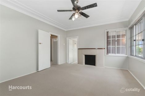 Property photo of 220 Shellharbour Road Warilla NSW 2528