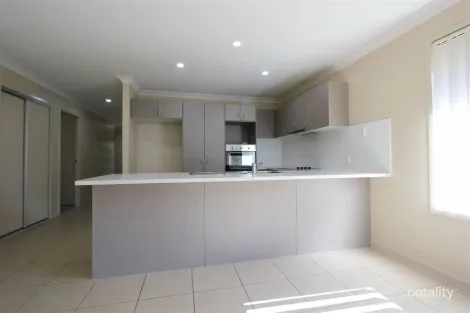 Property photo of 23 Saltram Avenue Holmview QLD 4207