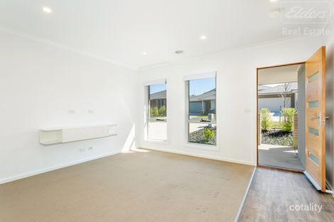 Property photo of 10 Keyte Street Googong NSW 2620