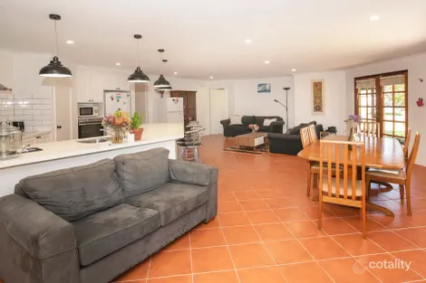 Property photo of 16 Amberley Loop Dunsborough WA 6281