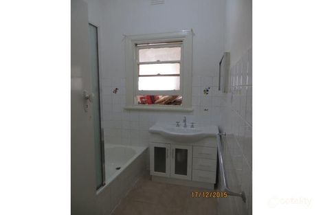 Property photo of 70 Haughton Road Oakleigh VIC 3166