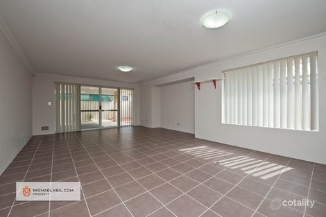 Property photo of 51 Longhurst Way Queens Park WA 6107