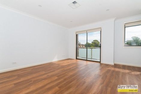 Property photo of 1/59 Fulton Avenue Wentworthville NSW 2145